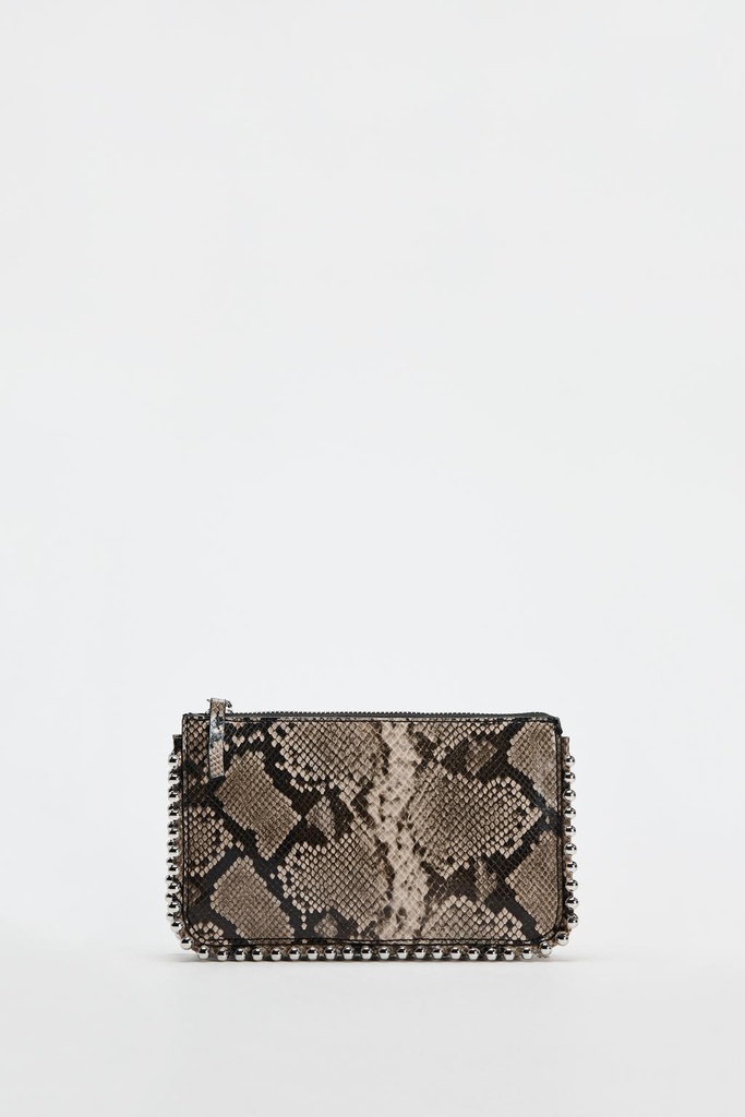 CARTERA BANDOLERA TACHAS