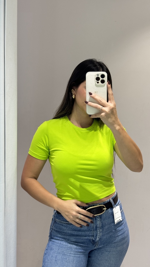 CAMISETA ELASTICA CROPPED