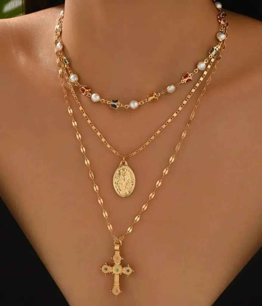 CADENA FINA, CRUZ, MEDALLADA