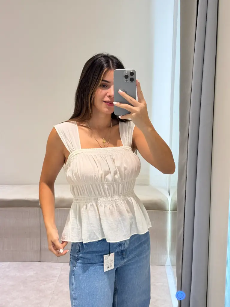 BLUSA ENGOMADA