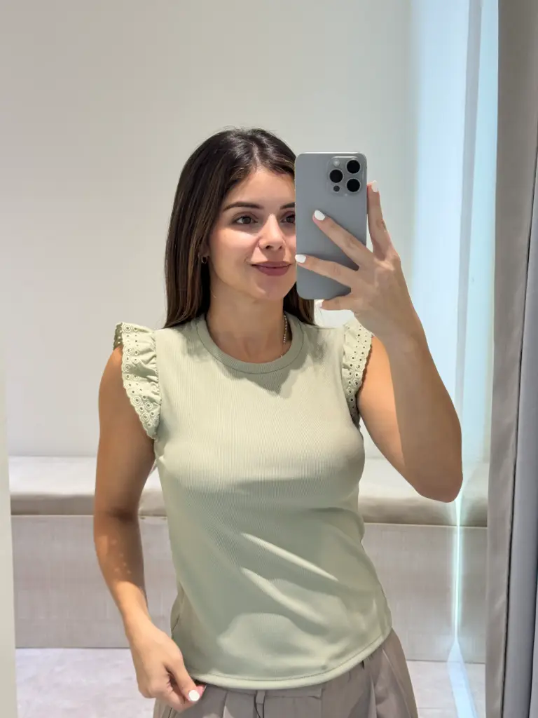 BLUSA DE MANGAS ENCAJE VERDE