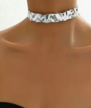 GARGANTILLA PLATEADA