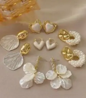 PENDIENTES CON PERLAS 