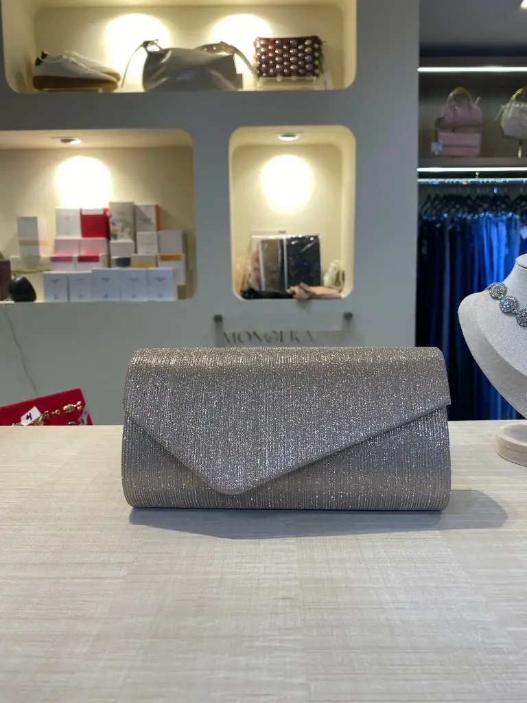 SOBRE BRILLANTE DORADO 