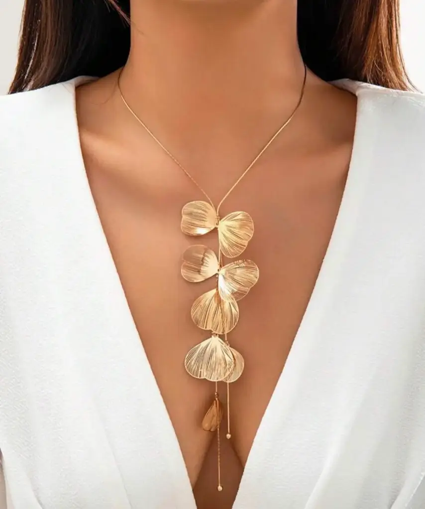 COLLAR PETALOS