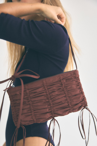 BOLSO DE HOMBRO FRUNCES